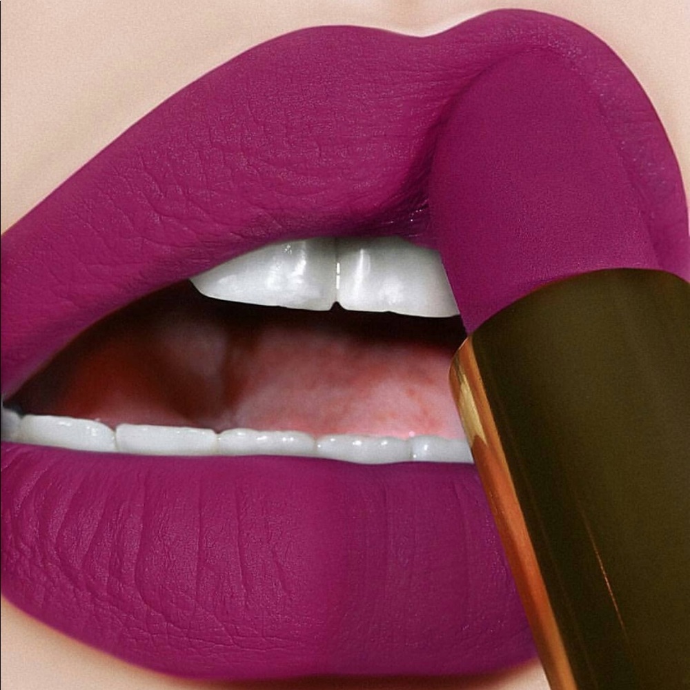 Meet your Posher, Deidra